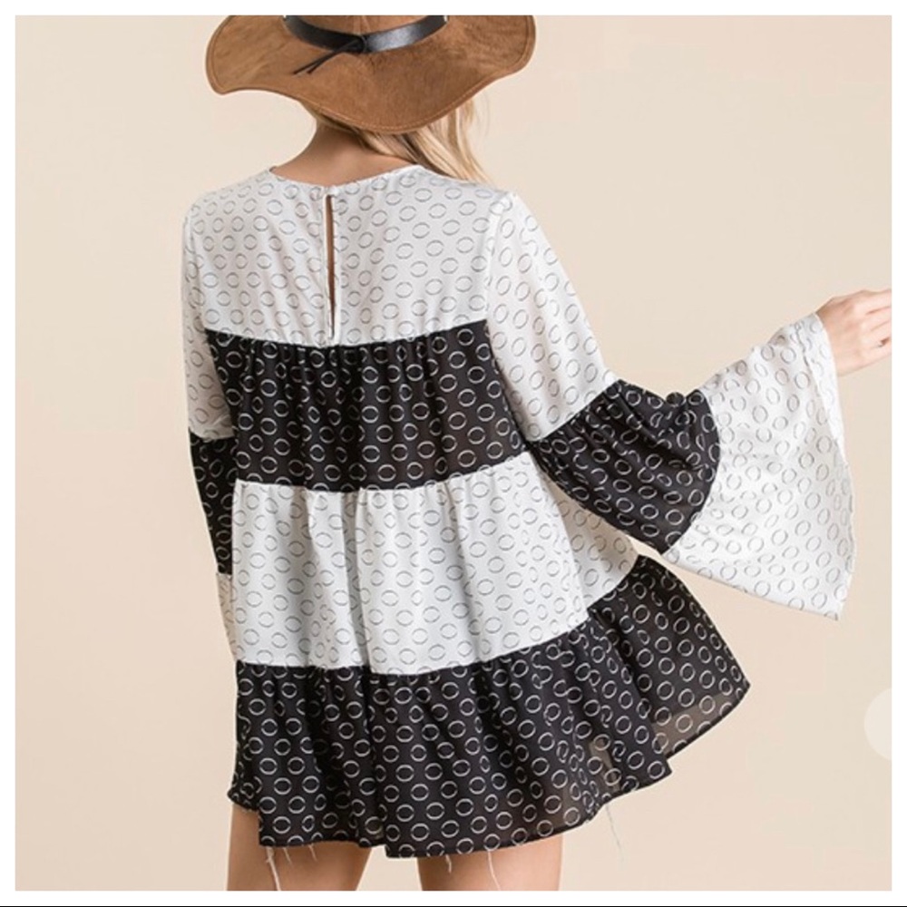 BOHO CHIC CIRCLE PRINT WOVEN COR BLOCK TOP - Picture 8 of 12